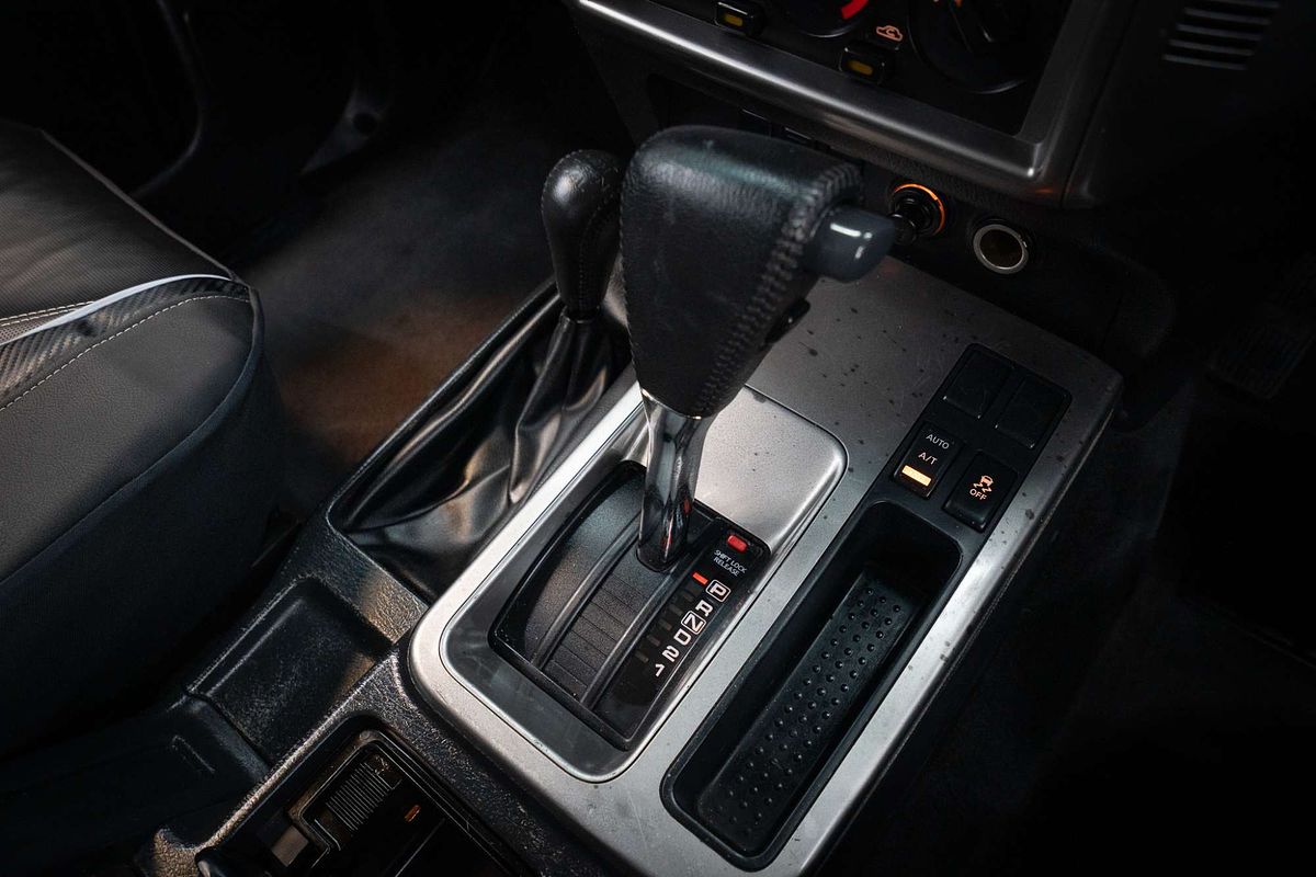 2016 Nissan Patrol ST Y61