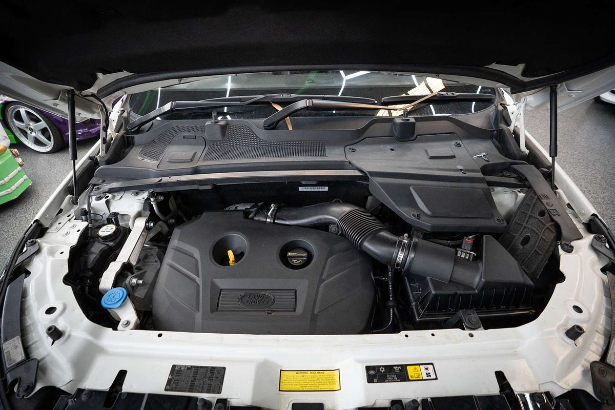 2016 Land Rover Discovery Sport Si4 SE L550