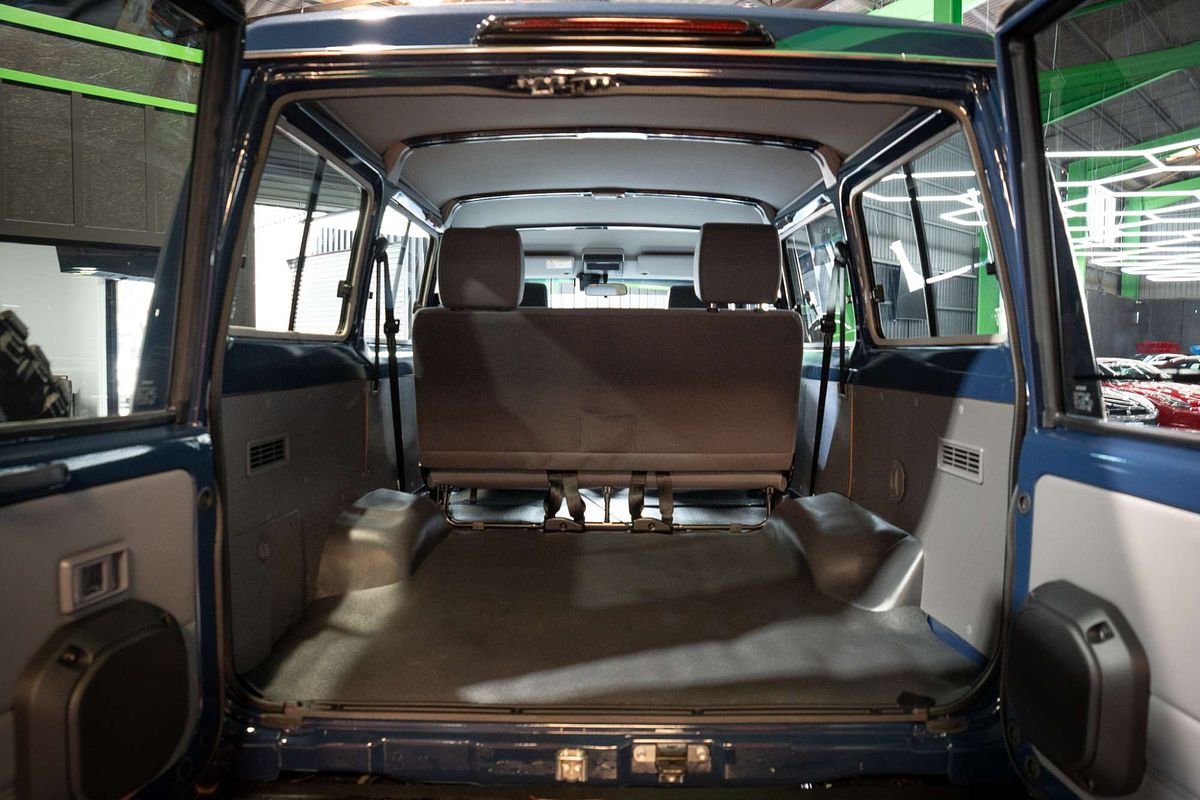2025 Toyota Landcruiser GXL GDJL78R