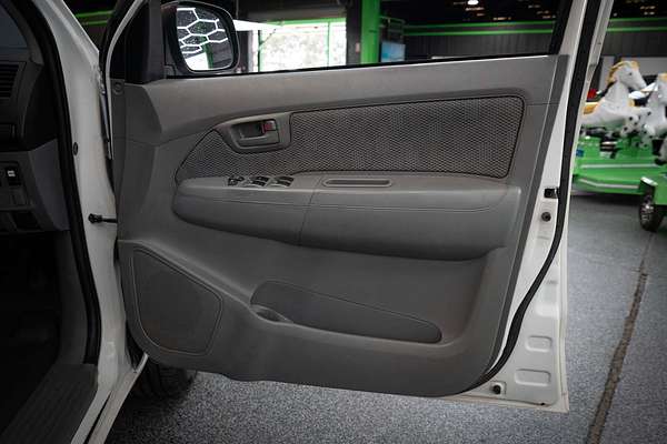 2010 Toyota Hilux SR KUN16R Rear Wheel Drive