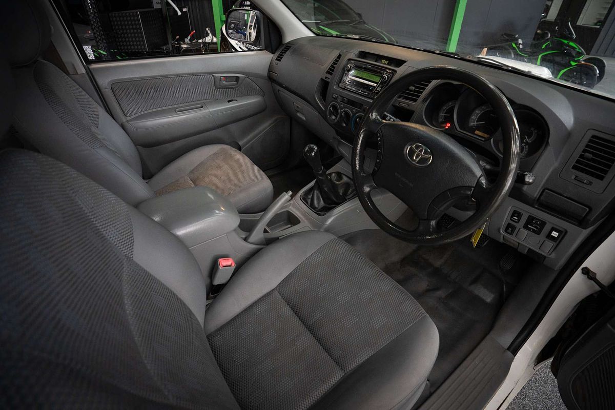 2010 Toyota Hilux SR KUN16R Rear Wheel Drive