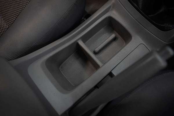 2010 Toyota Hilux SR KUN16R Rear Wheel Drive