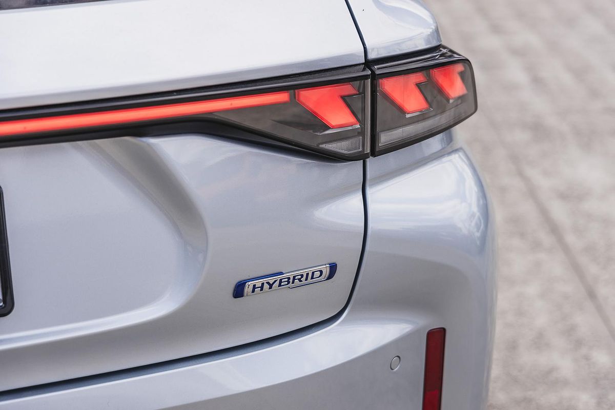 2025 Suzuki Fronx Hybrid GLX KW