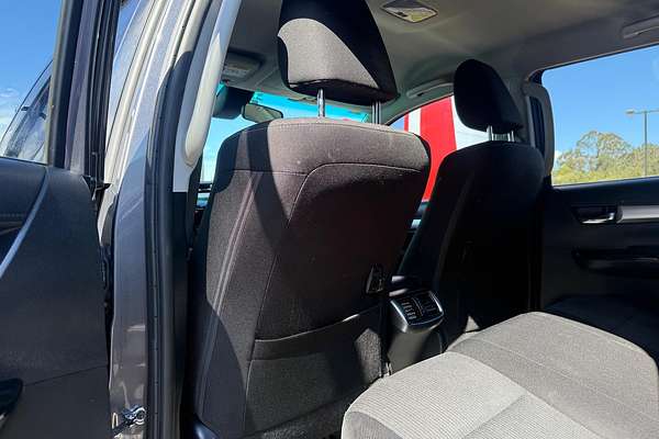 2020 Toyota Hilux SR5 GUN126R 4X4