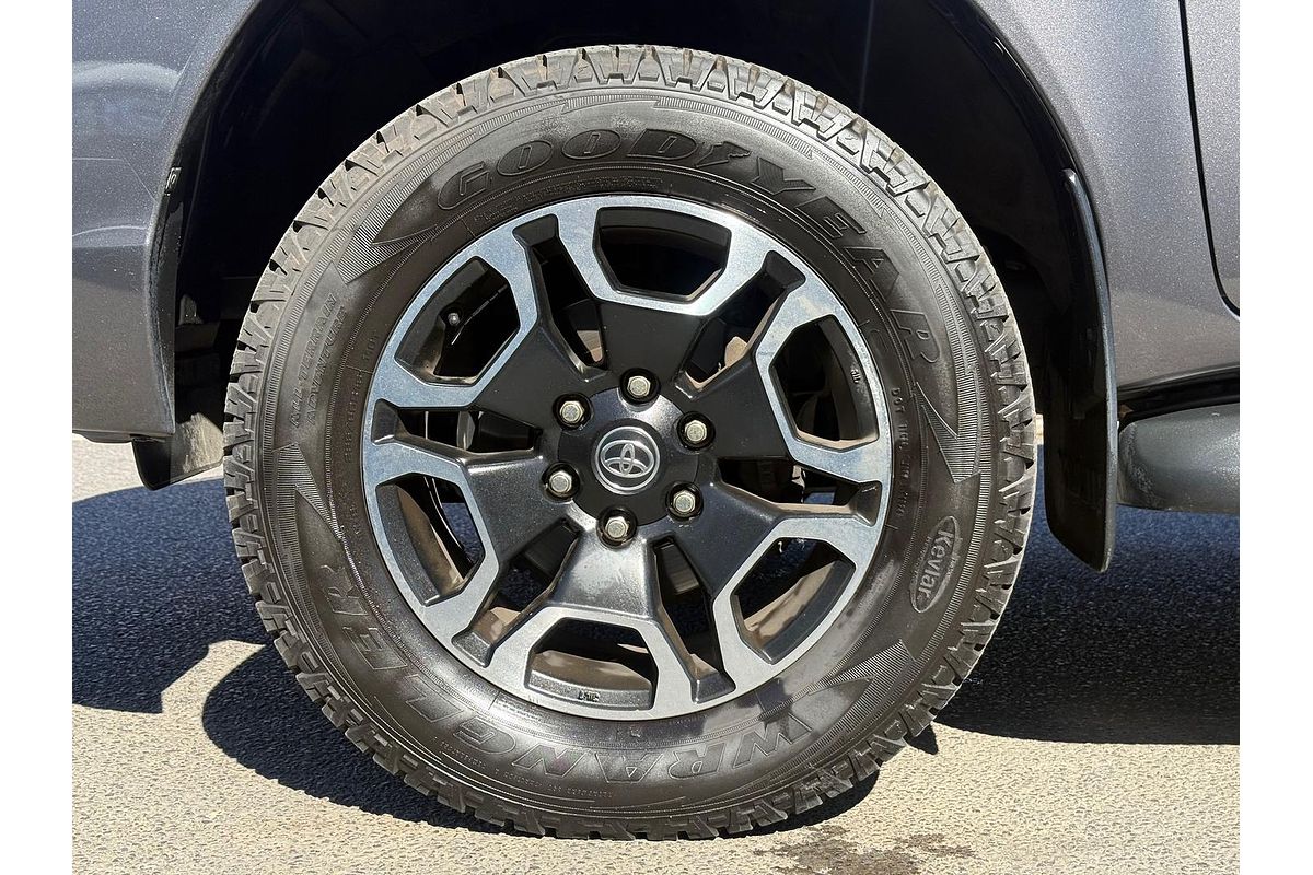 2020 Toyota Hilux SR5 GUN126R 4X4