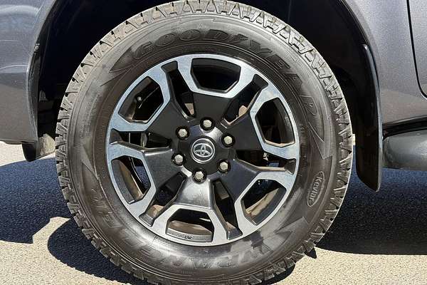 2020 Toyota Hilux SR5 GUN126R 4X4