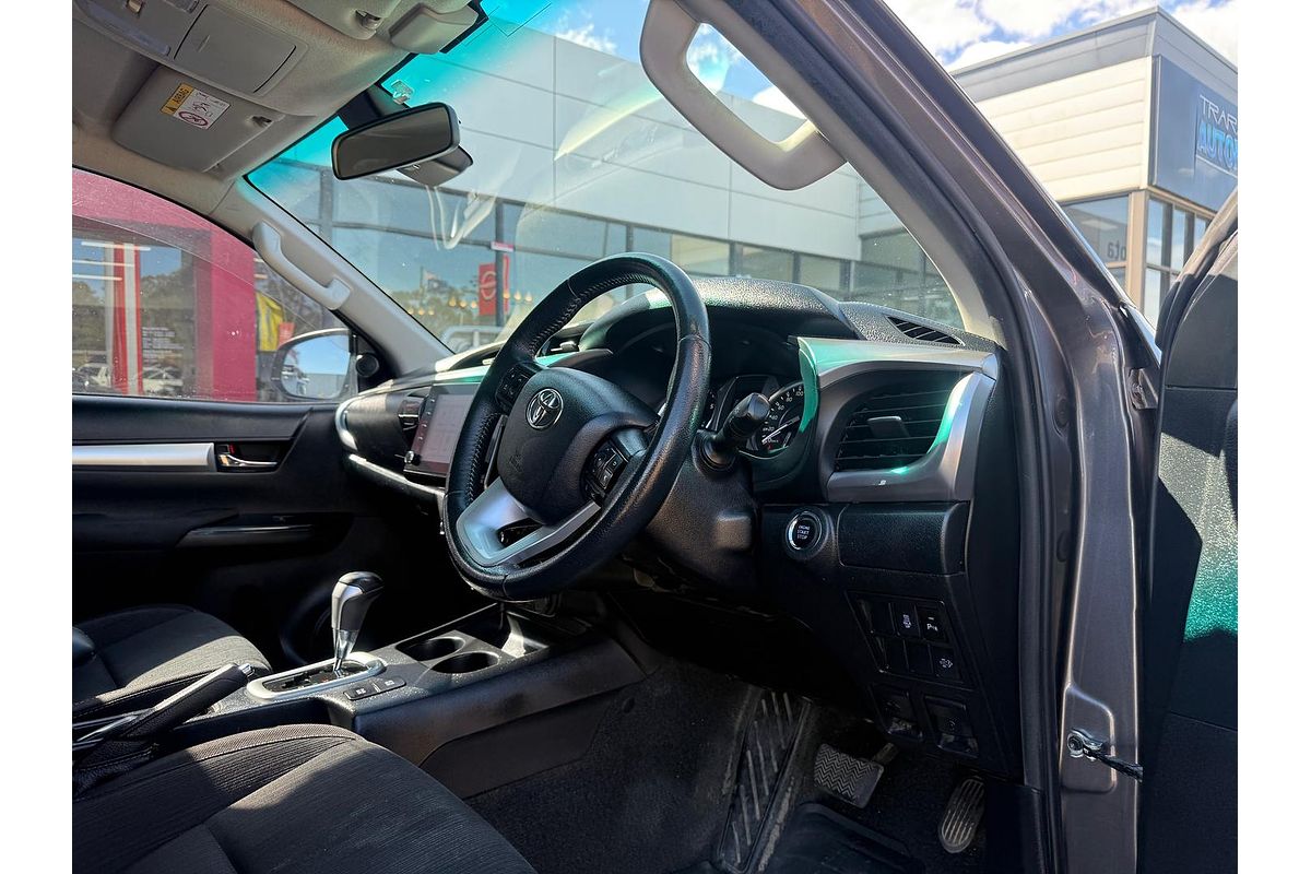 2020 Toyota Hilux SR5 GUN126R 4X4