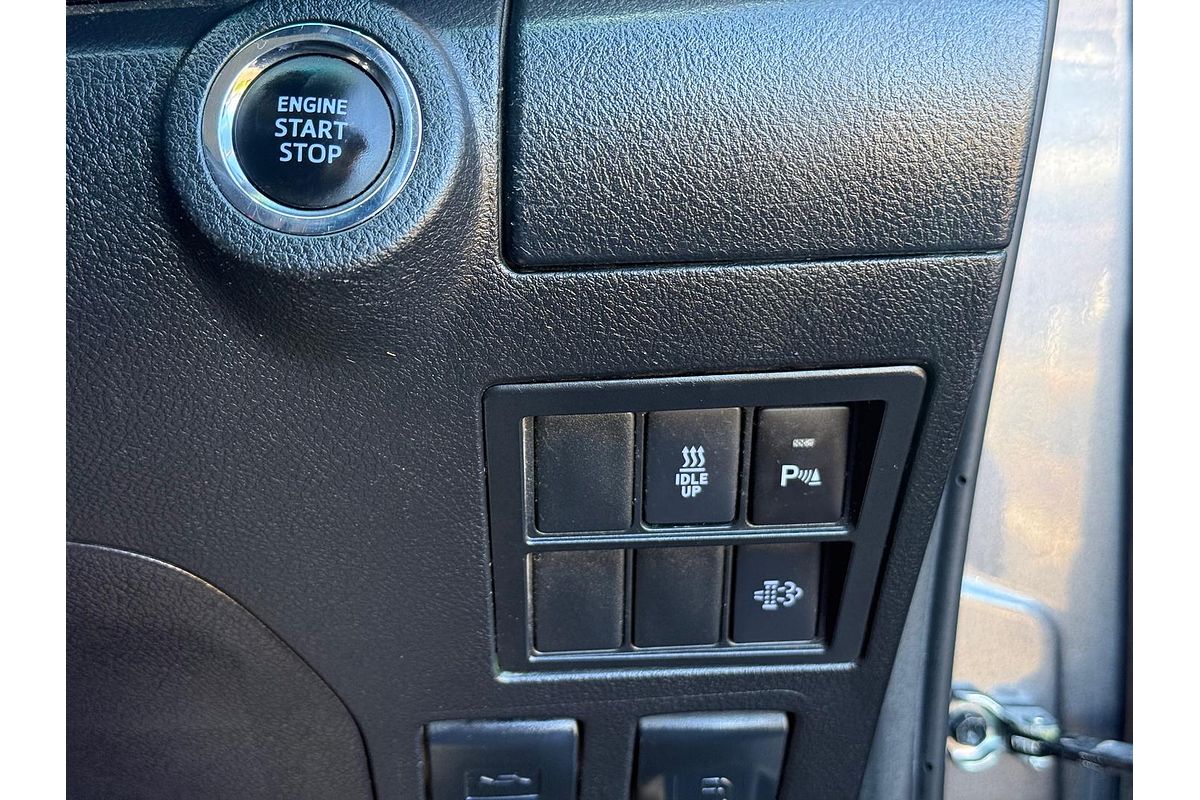 2020 Toyota Hilux SR5 GUN126R 4X4