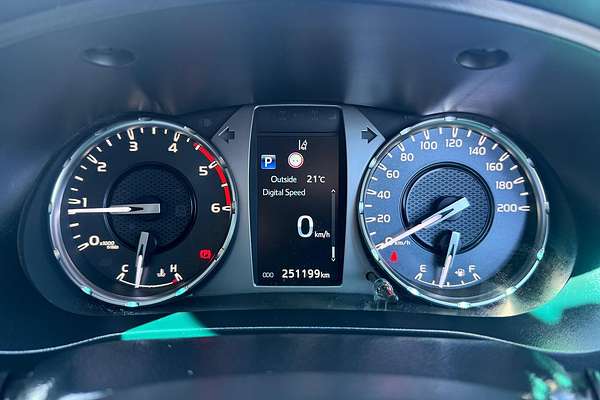 2020 Toyota Hilux SR5 GUN126R 4X4