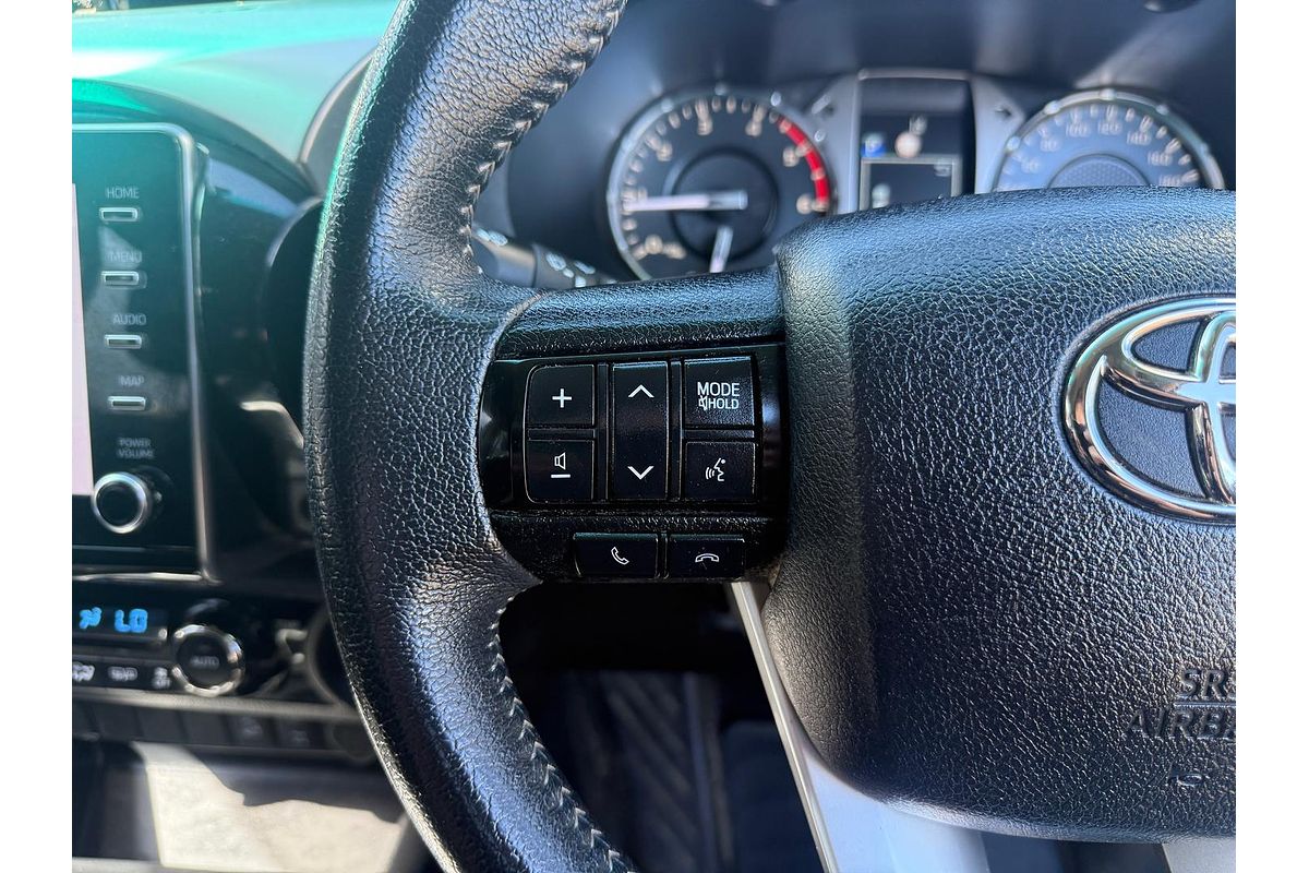 2020 Toyota Hilux SR5 GUN126R 4X4