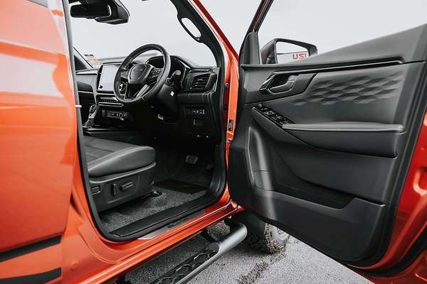 2024 Isuzu D-MAX LS-U+  4X4