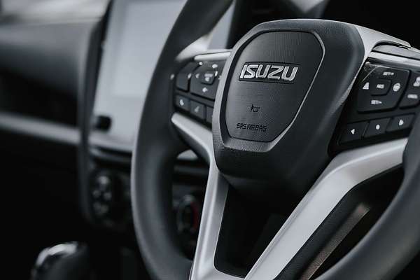 2025 Isuzu D-MAX SX High Ride Rear Wheel Drive