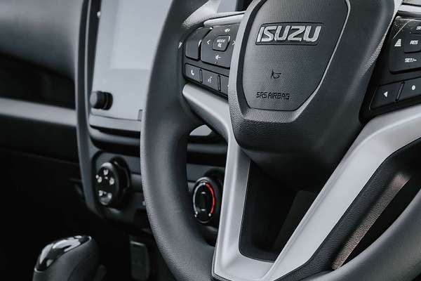 2025 Isuzu D-MAX SX High Ride Rear Wheel Drive