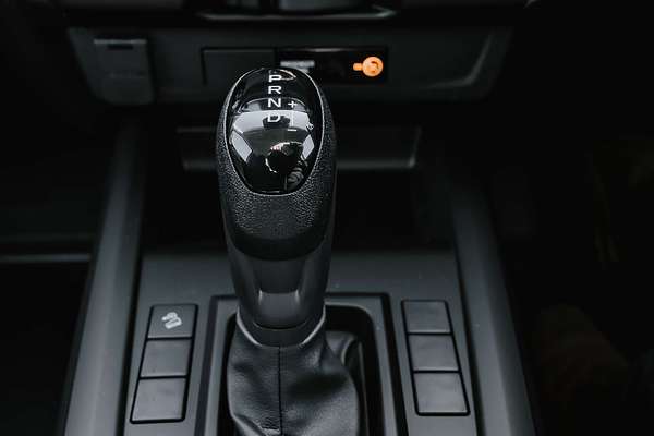 2025 Isuzu D-MAX SX High Ride Rear Wheel Drive