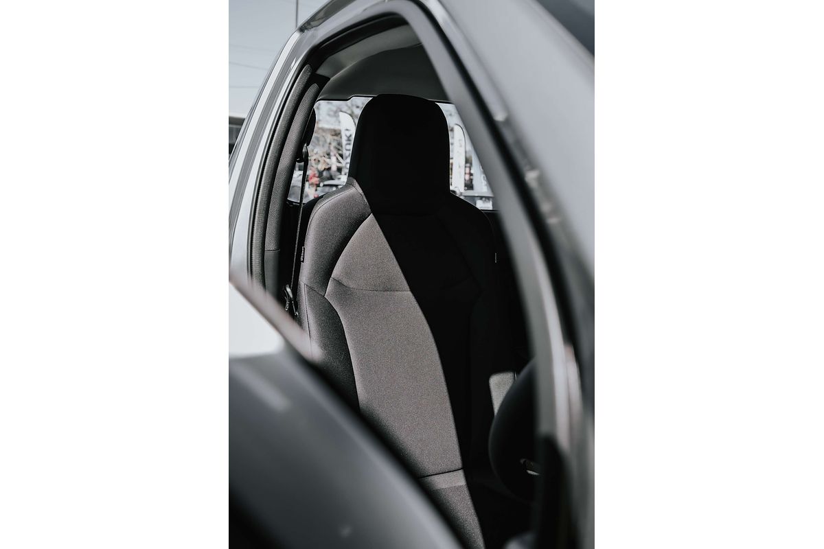2025 Isuzu D-MAX SX High Ride Rear Wheel Drive