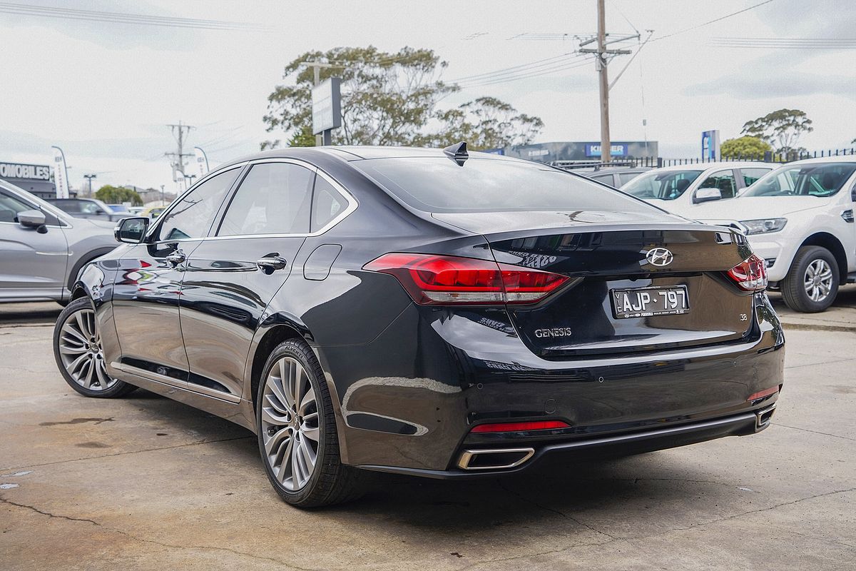 2015 Hyundai Genesis Ultimate Pack DH