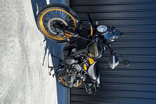 2024 Royal Enfield HIMALAYAN 452