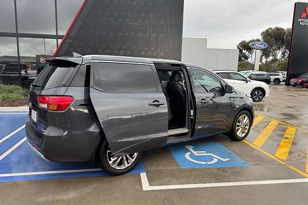 2016 Kia Carnival Platinum YP