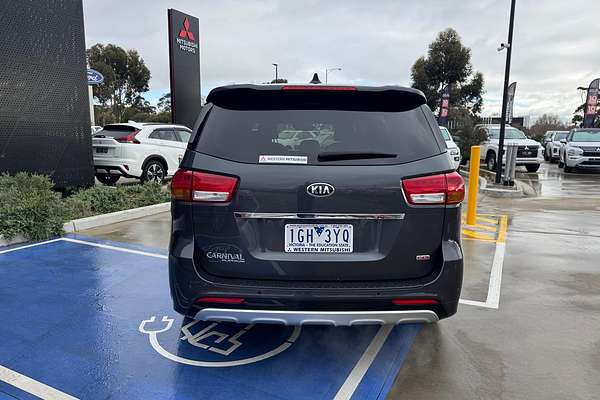 2016 Kia Carnival Platinum YP