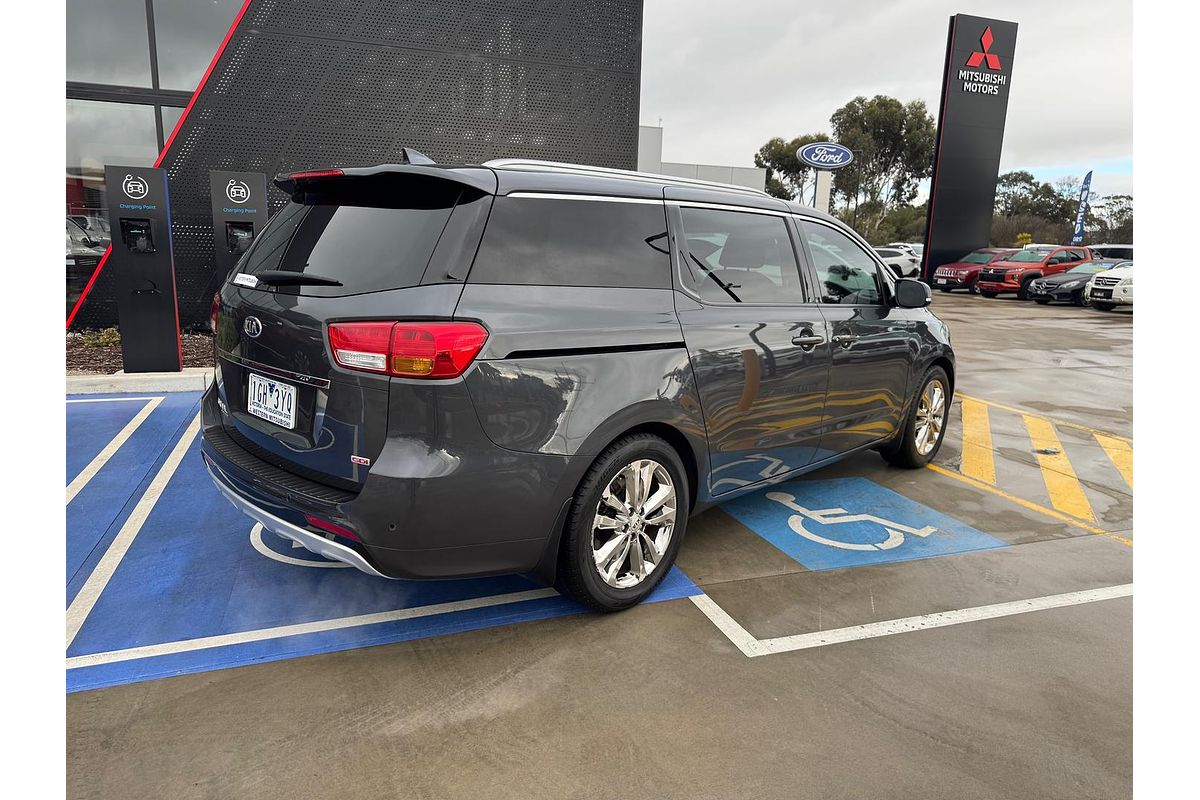 2016 Kia Carnival Platinum YP