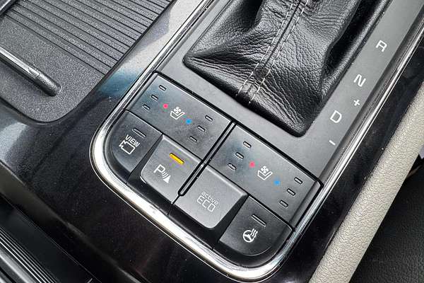 2016 Kia Carnival Platinum YP