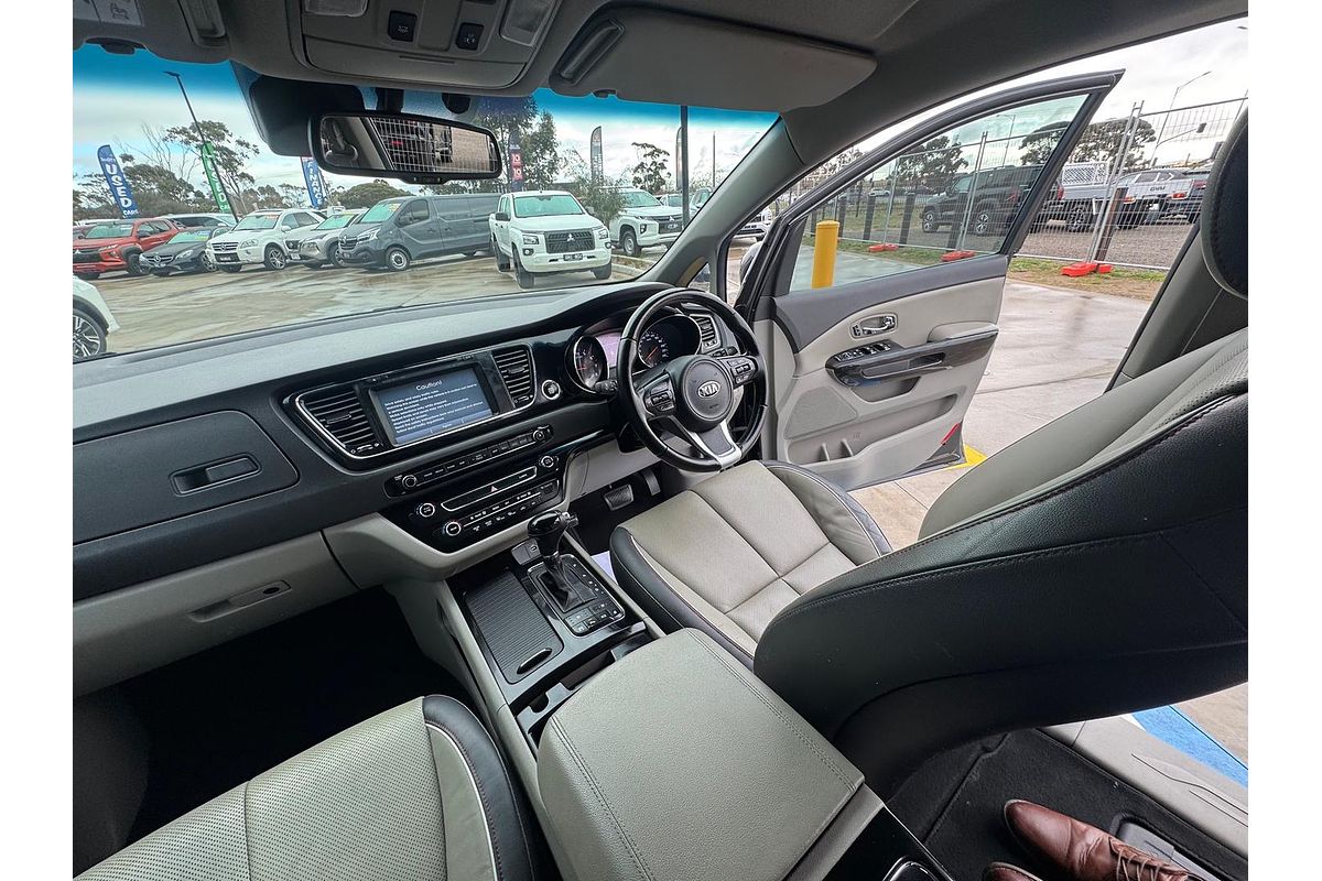 2016 Kia Carnival Platinum YP