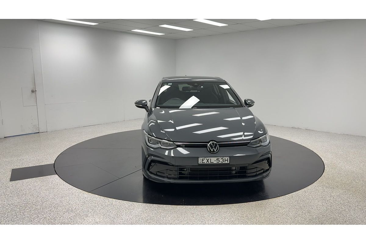 2022 Volkswagen Golf 110TSI R-Line 8