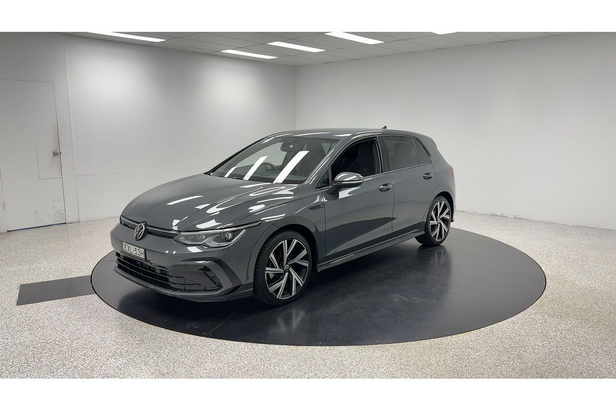 2022 Volkswagen Golf 110TSI R-Line 8