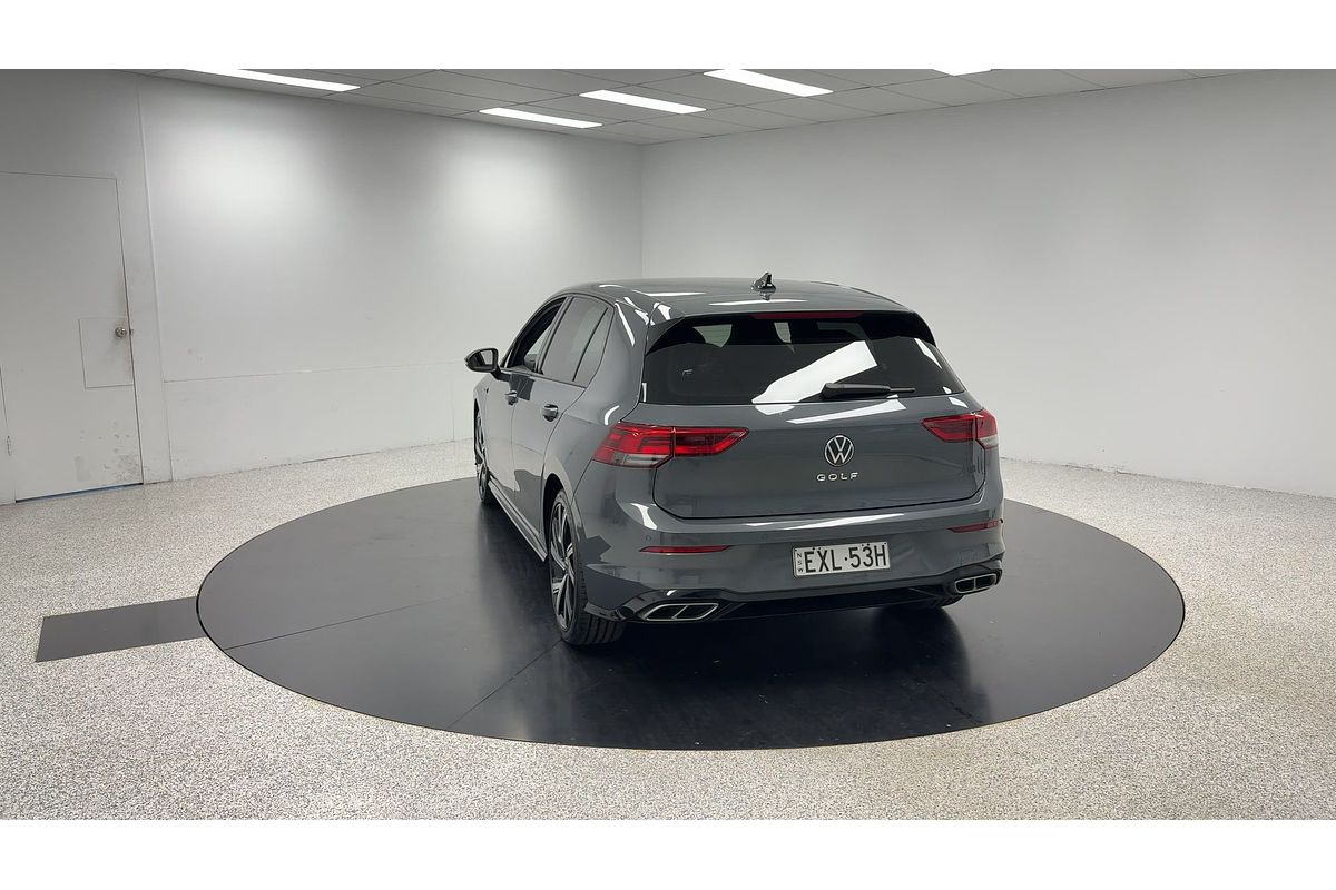2022 Volkswagen Golf 110TSI R-Line 8