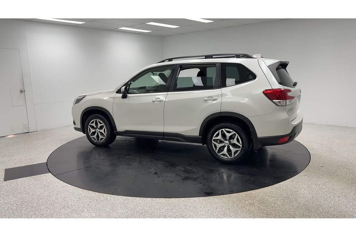 2023 Subaru Forester 2.5i S5