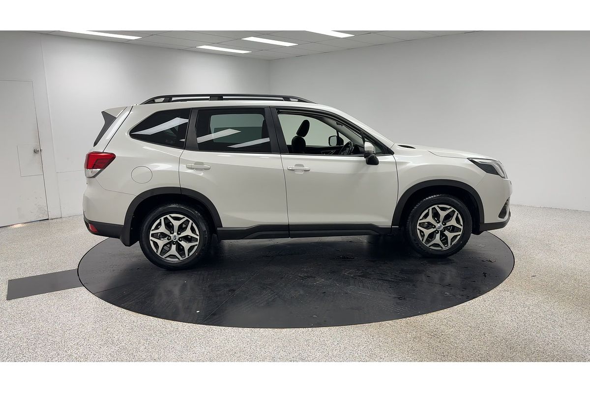 2023 Subaru Forester 2.5i S5
