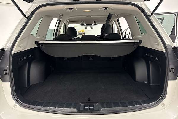 2023 Subaru Forester 2.5i S5