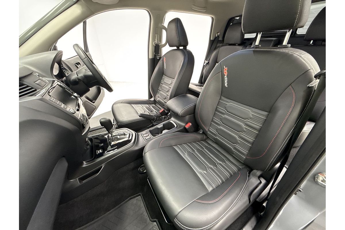 2024 Nissan Navara PRO-4X D23 4X4