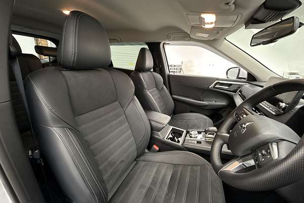2024 Mitsubishi Outlander Aspire ZM