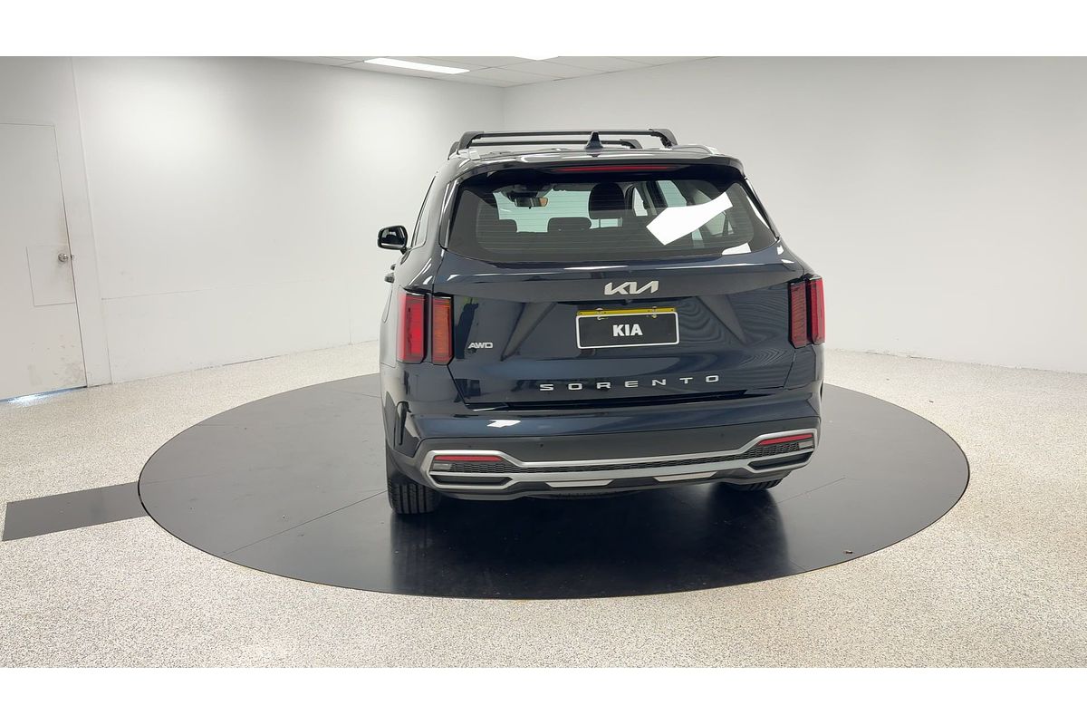 2022 Kia Sorento S MQ4