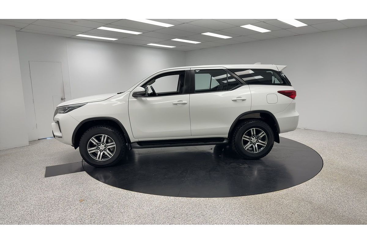 2022 Toyota Fortuner GX GUN156R
