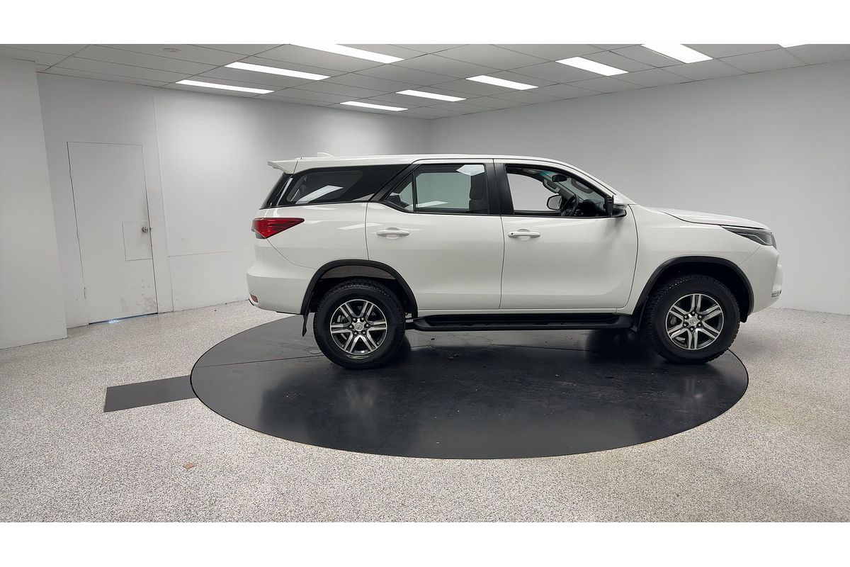 2022 Toyota Fortuner GX GUN156R