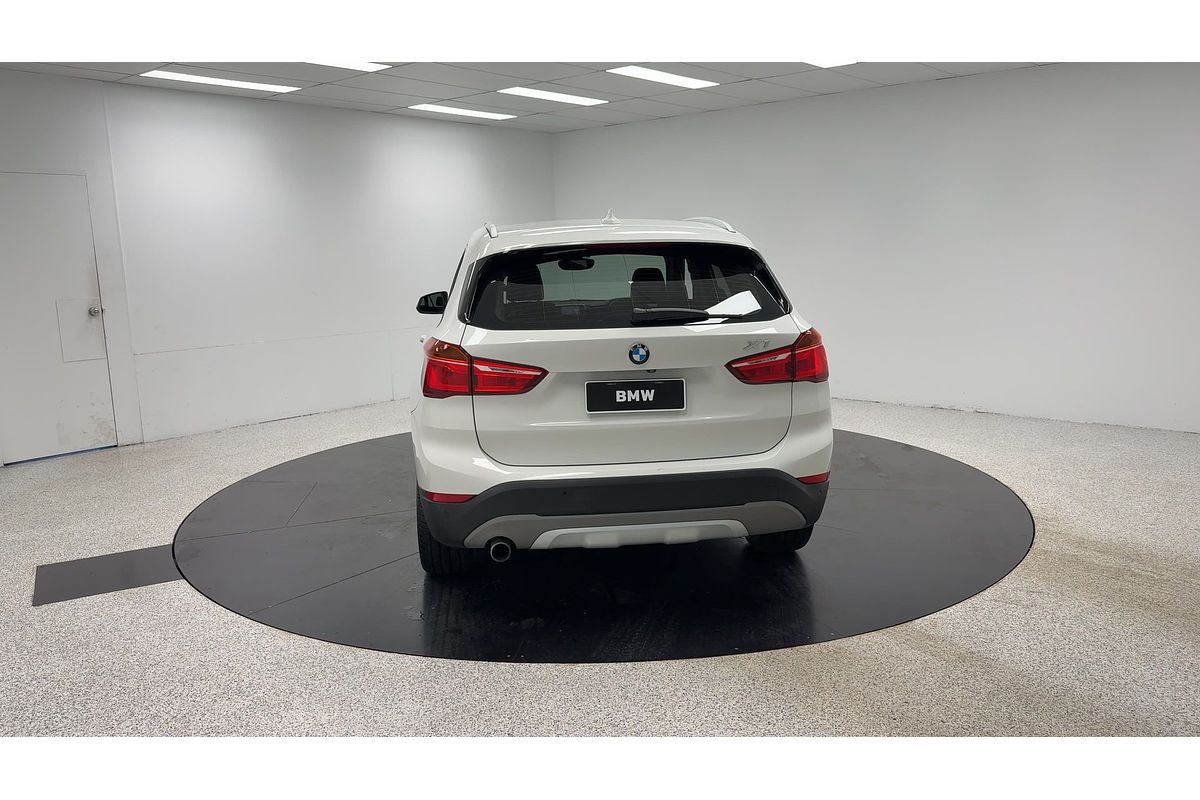 2017 BMW X1 sDrive18d F48