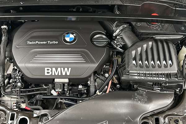 2017 BMW X1 sDrive18d F48