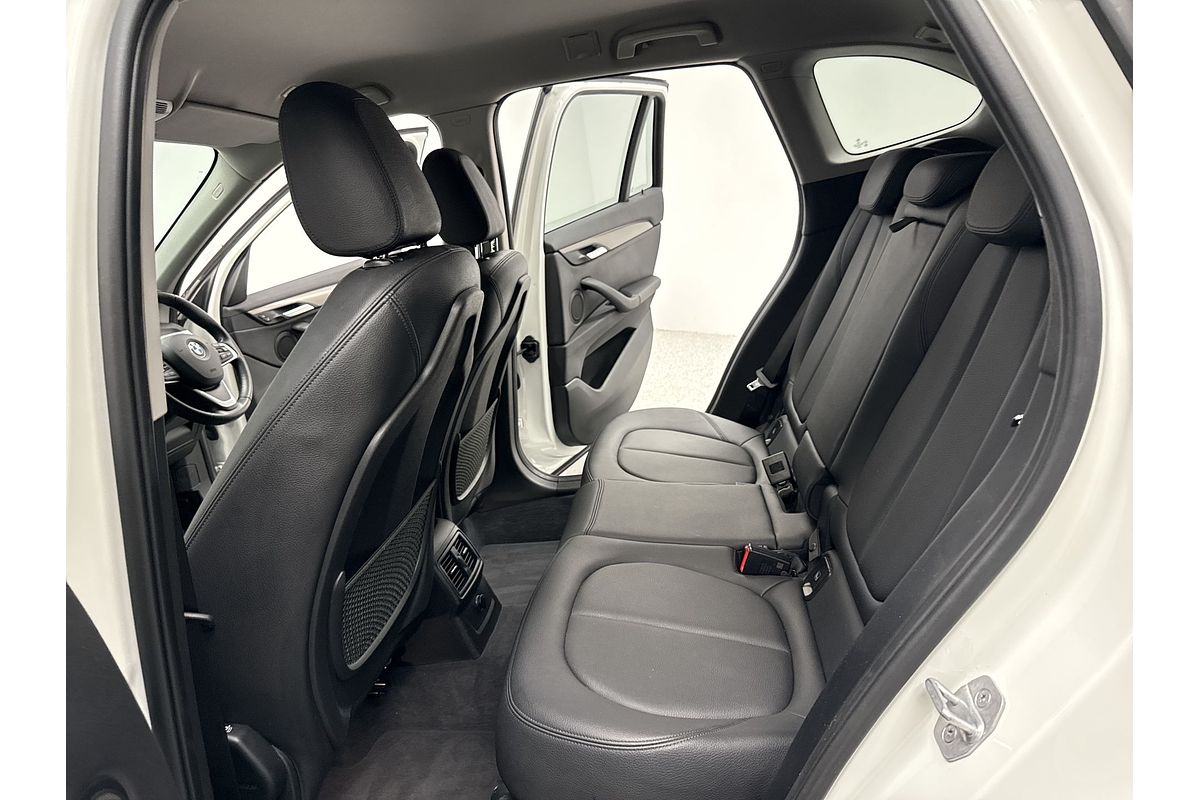 2017 BMW X1 sDrive18d F48