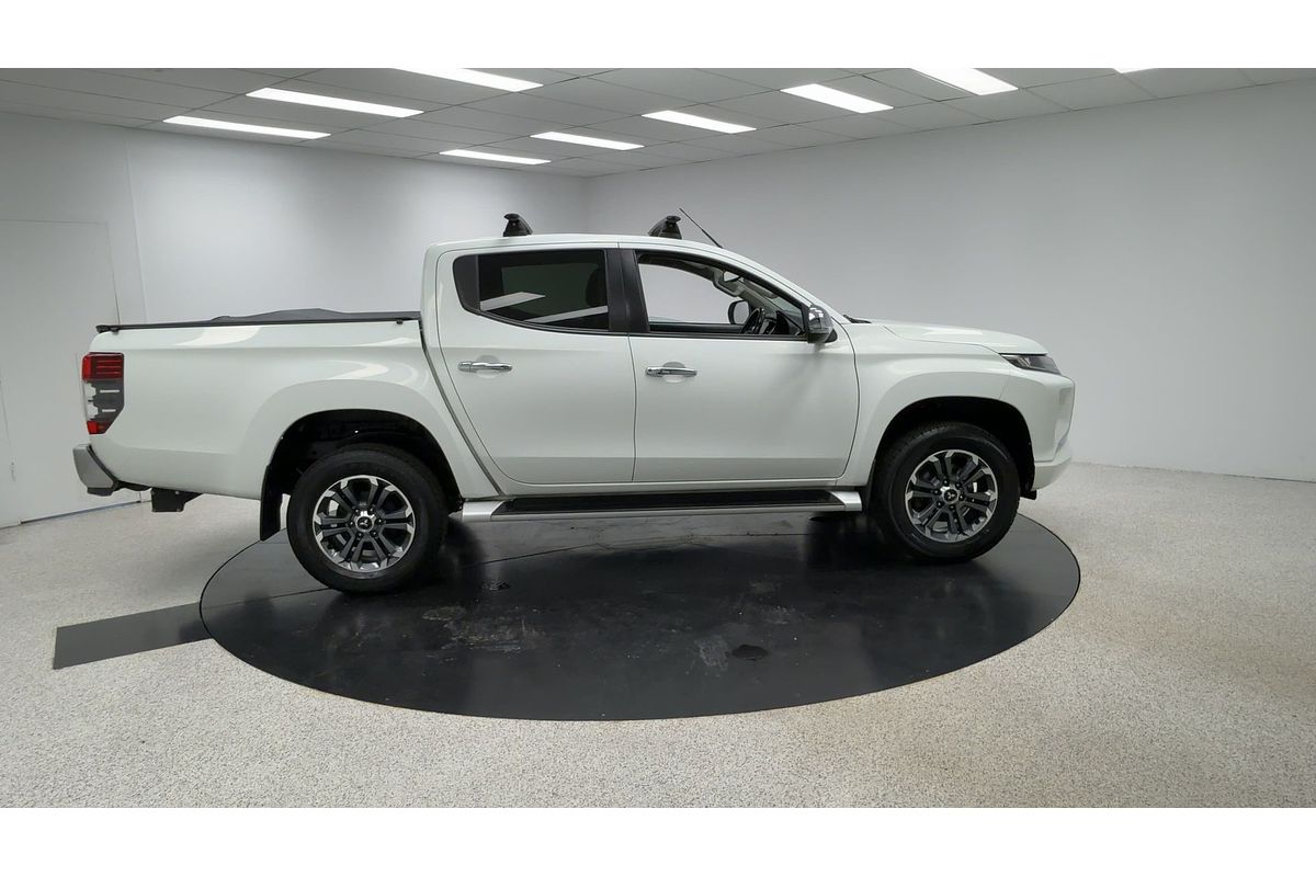 2020 Mitsubishi Triton GLS MR 4X4