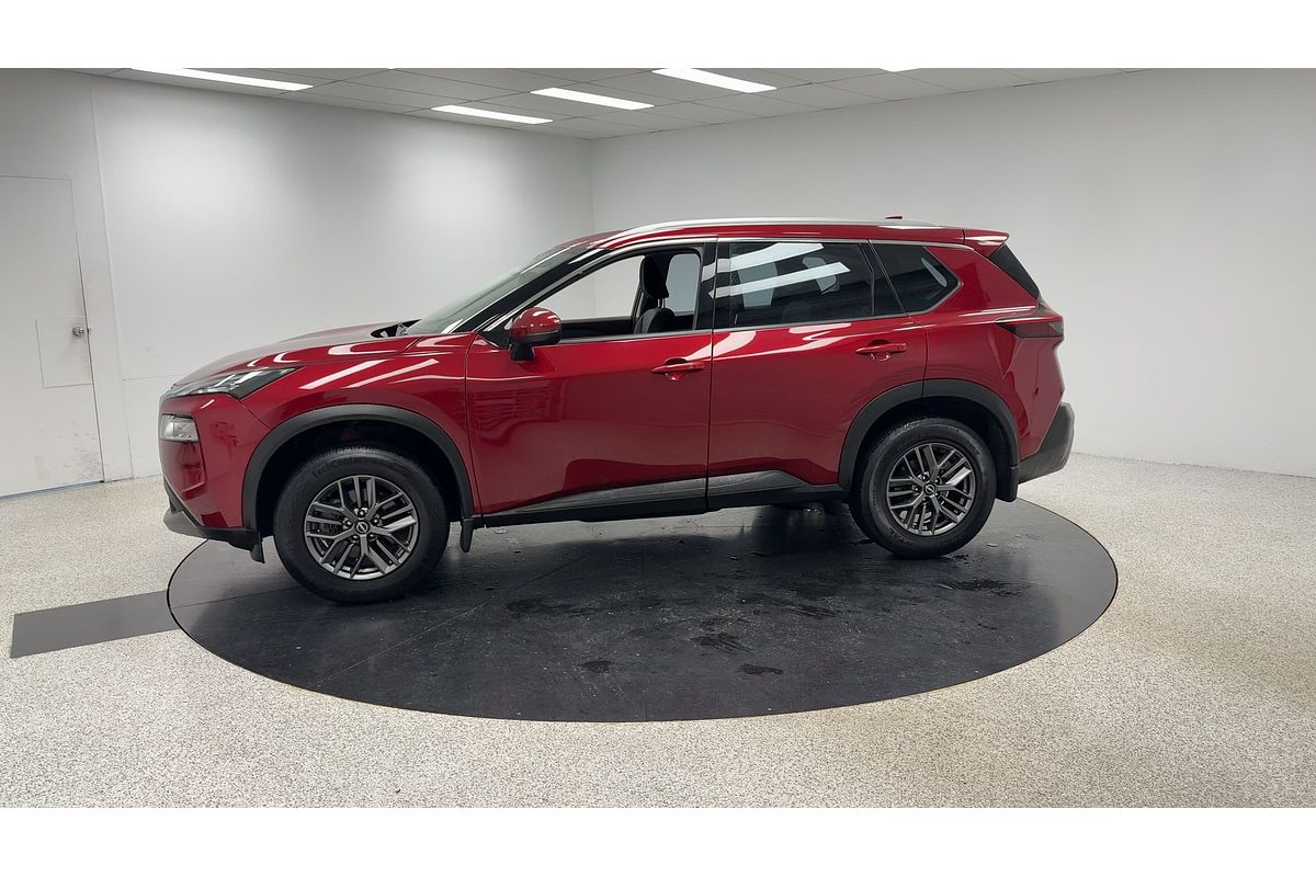2022 Nissan X-TRAIL ST T33