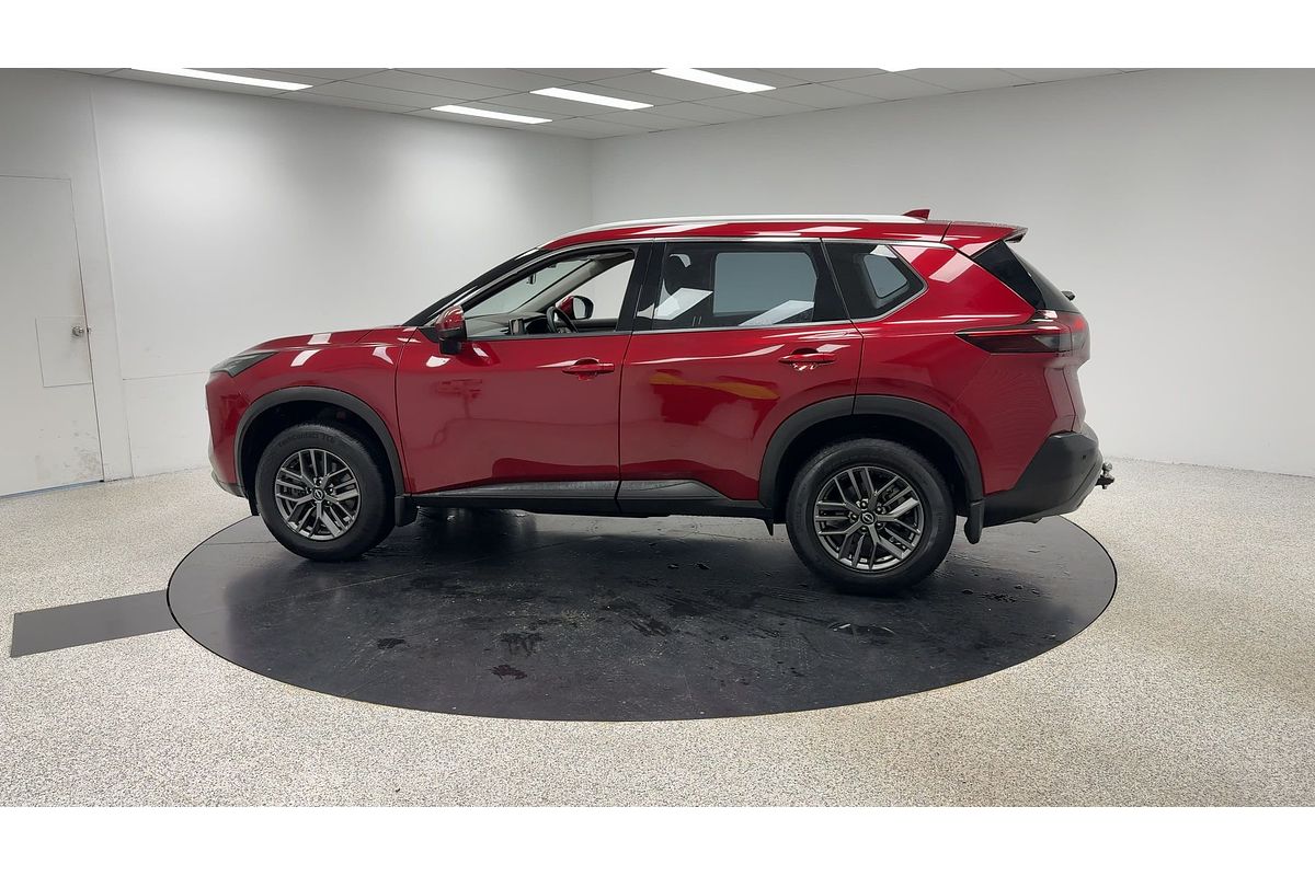 2022 Nissan X-TRAIL ST T33