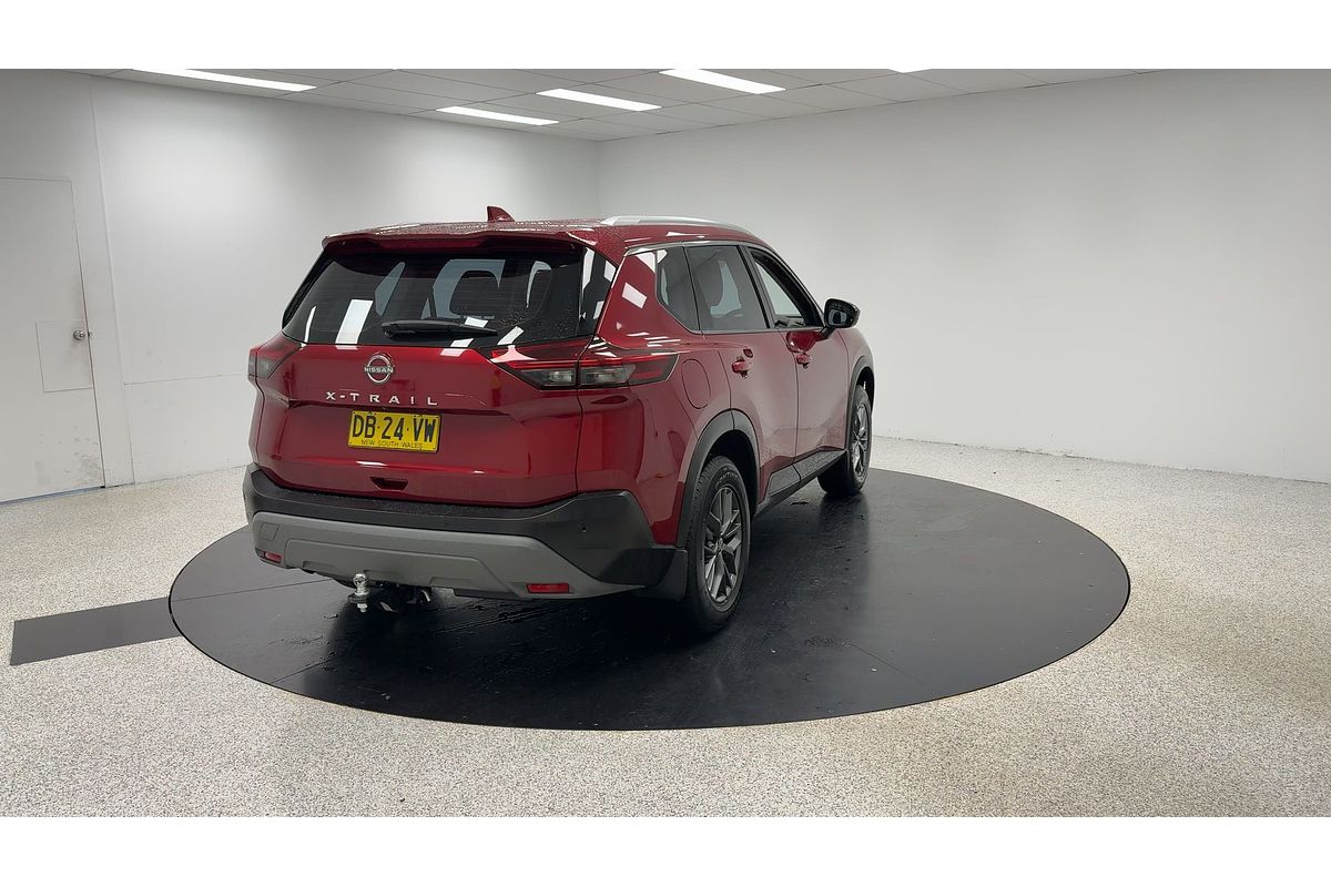 2022 Nissan X-TRAIL ST T33