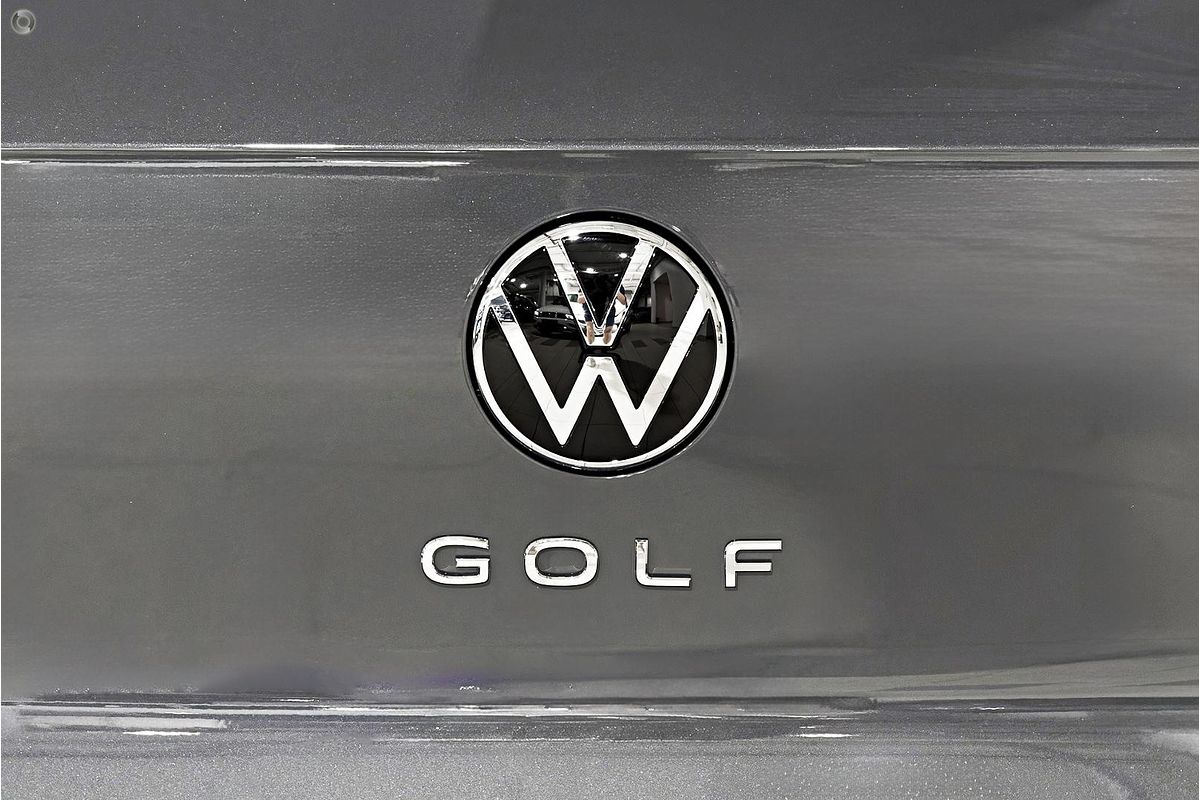2025 Volkswagen Golf 110TSI R-Line 8.5
