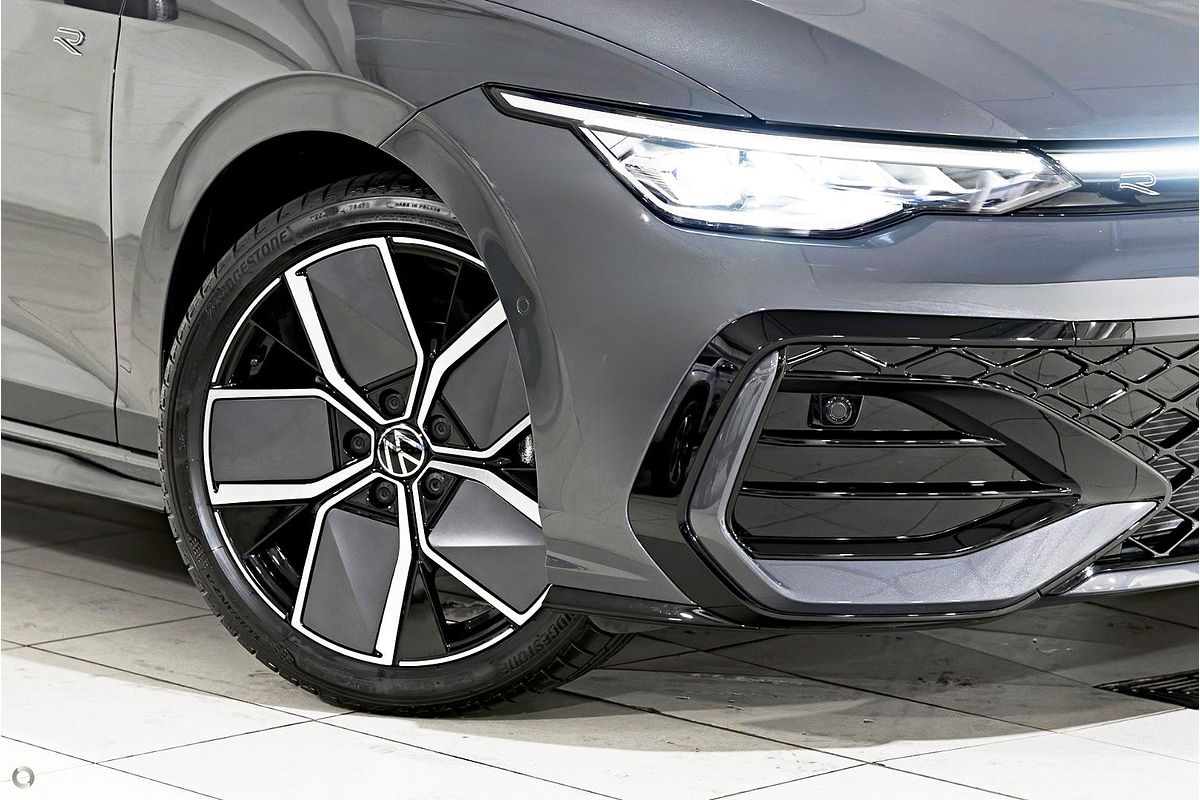 2025 Volkswagen Golf 110TSI R-Line 8.5
