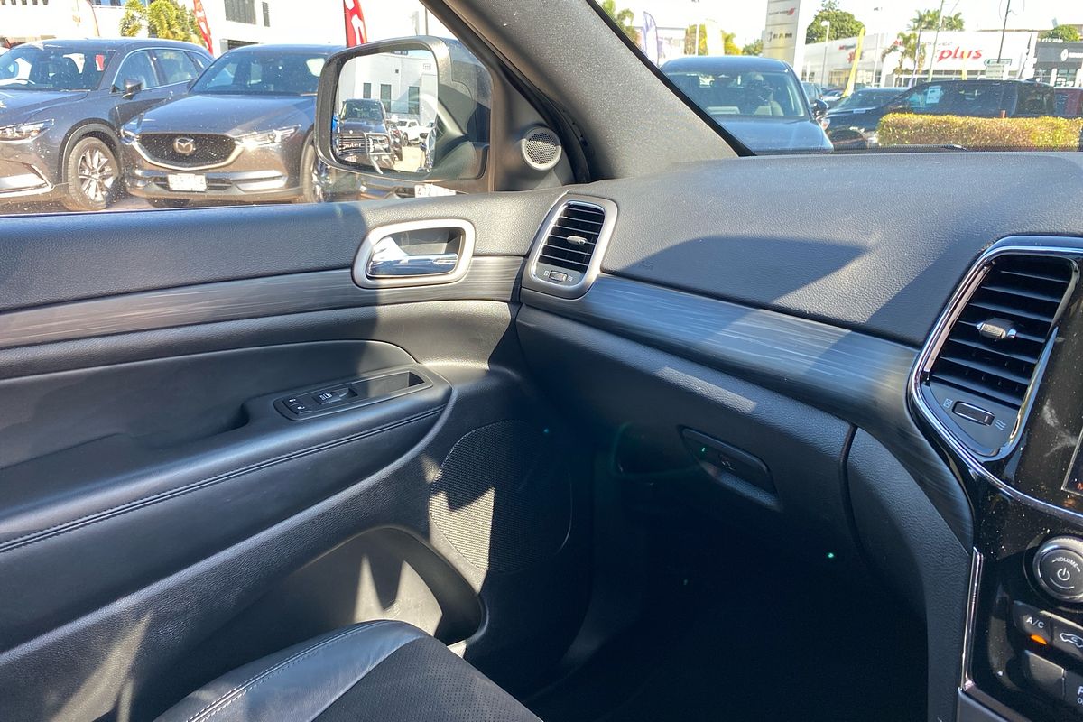2020 Jeep Grand Cherokee Night Eagle WK