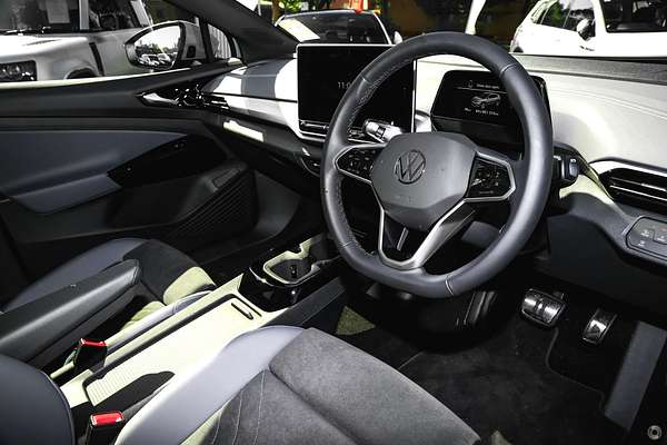 2025 Volkswagen ID.4 Pro E2