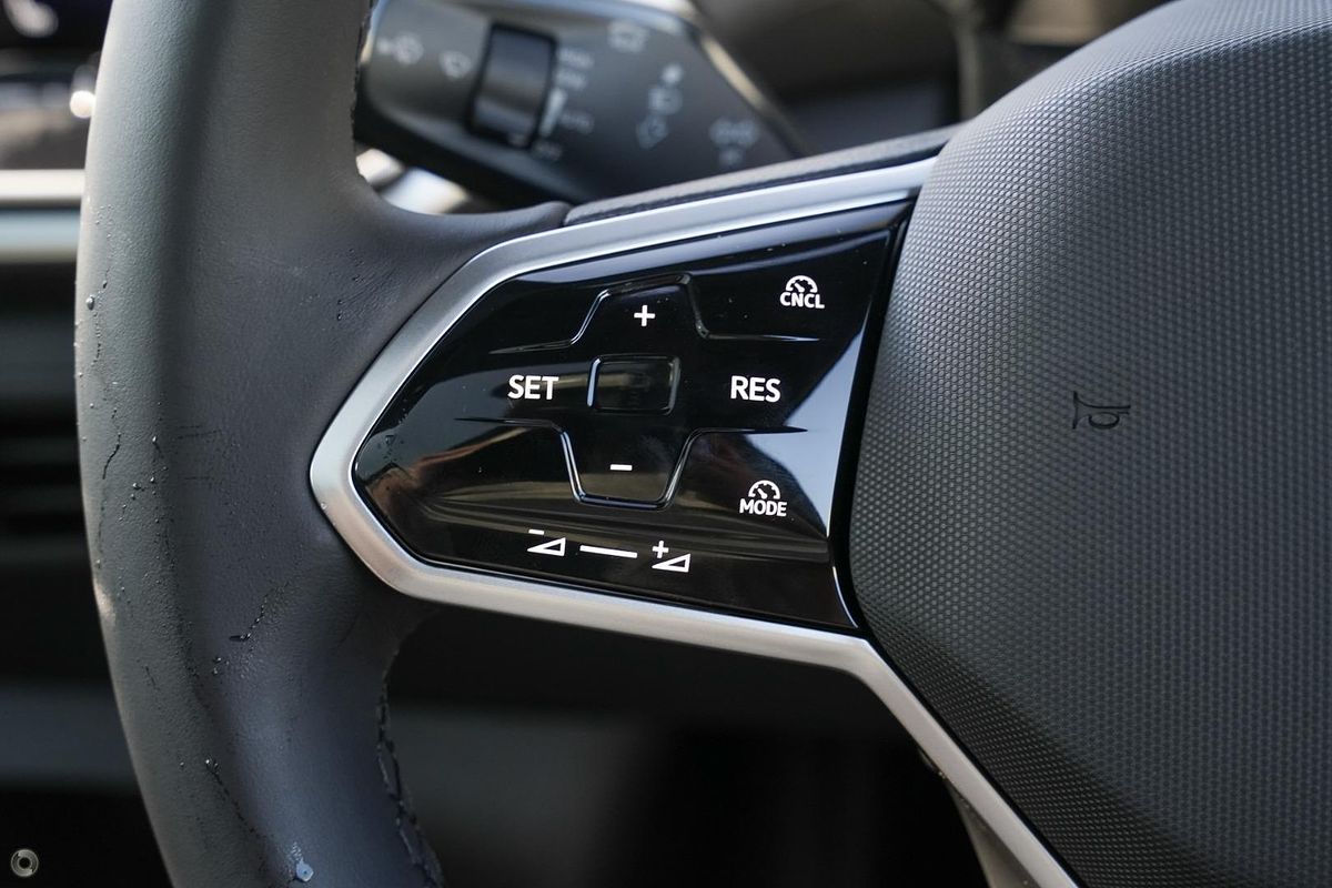 2025 Volkswagen ID.4 Pro E2