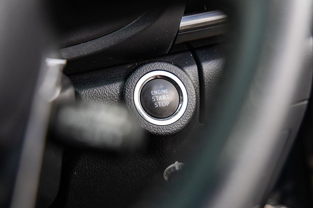 2021 Toyota Hilux Rugged X GUN126R 4X4